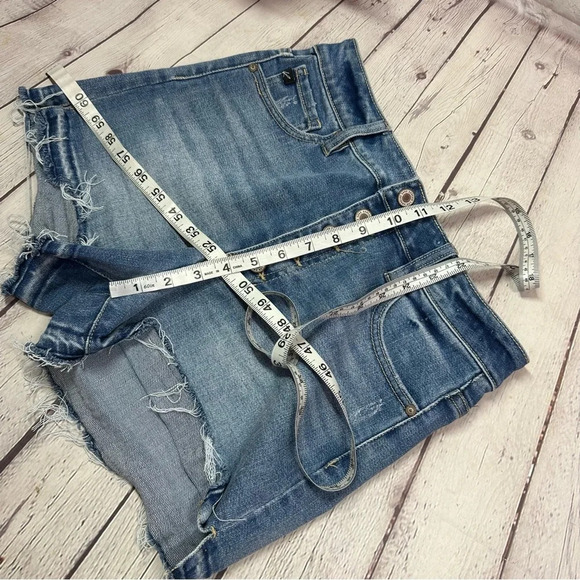 KanCan button fly denim Jean Shorts Distressed cotton blend stretch sz large - Picture 5 of 8